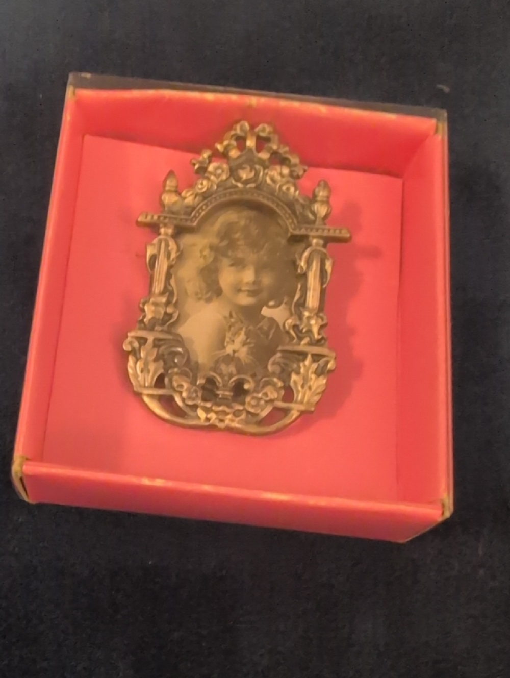Ornate Gold Victorian Photo Frame Brooch with Pink Backing